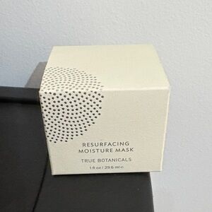 True Botanicals Resurfacing Moisture Mask